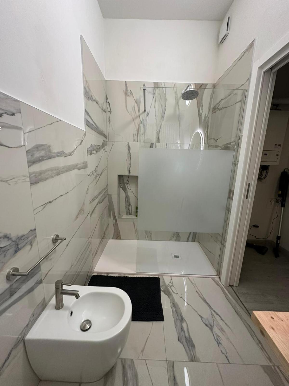 Al Campanile Appartement Verona Buitenkant foto